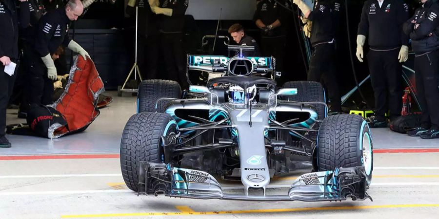 «Dieses Auto ist in allen Belangen besser als sein Vorgänger» sagte Weltmeister Lewis Hamilton.