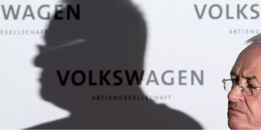 Ex-VW-Chef Martin Winterkorn gerät nun nicht nur wegen dem Abgasskandal sondern auch wegen möglicher nicht bezahlter Steuern ins Visier der Behörden.