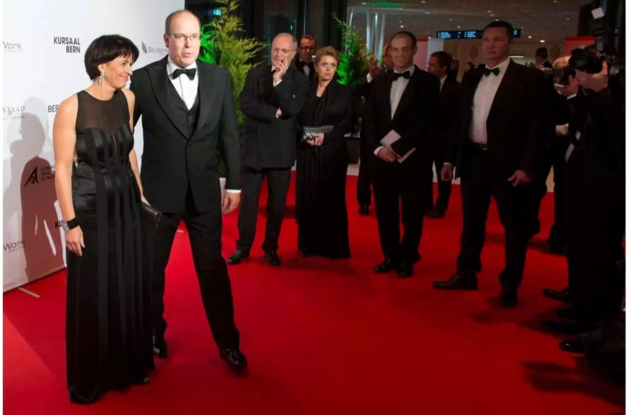 Noch etwas transparenter zeigt sich Doris Leuthard hier 2013 an der «Gala de Berne» zusammen mit Prinz Albert von Monaco. Auch dieses Kleid sorgte für Gesprächstoff.