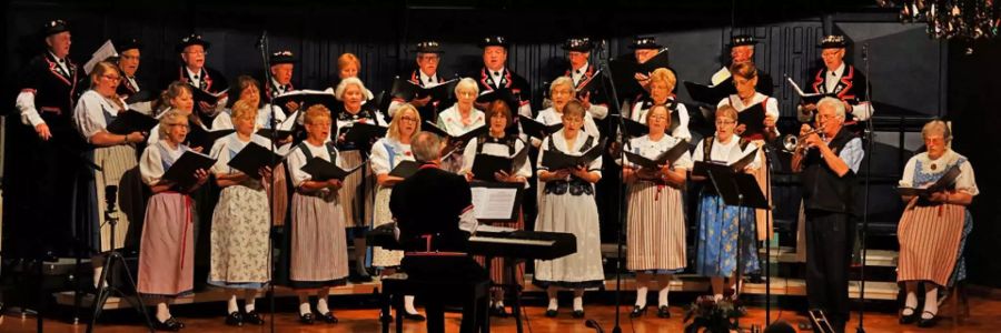 Die Swiss Harmonie Singers aus Whittier in der Nähe von Los Angeles.