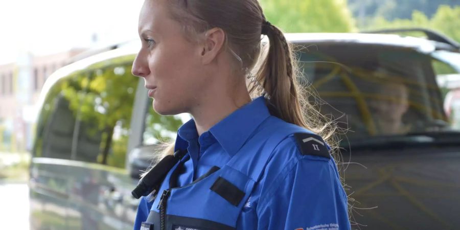 Korporal Daniela Broghammer, Grenzwächterin im Dienst.