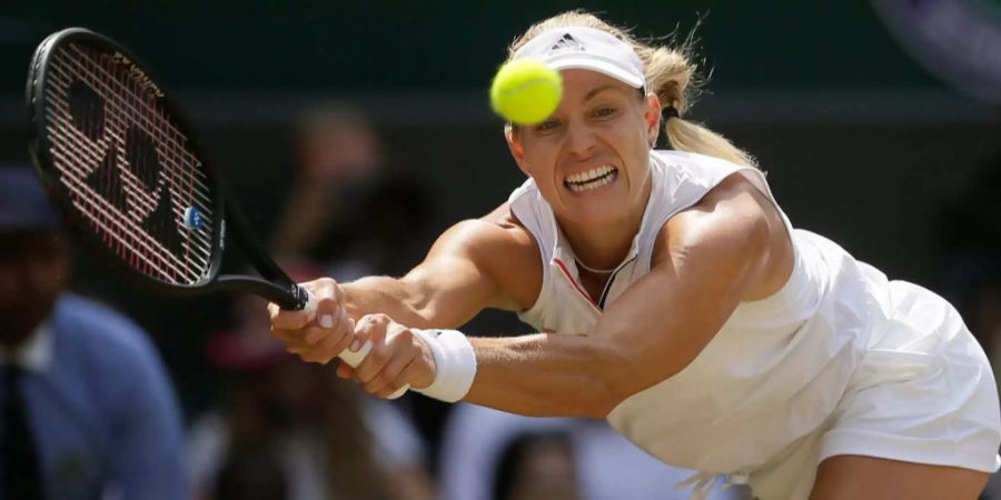 Angelique Kerber steht als erste Finalistin fest.