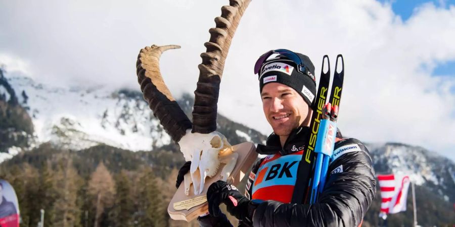 Dario Cologna gewinnt das Verfolgungsrennen auf der Lenzerheide.