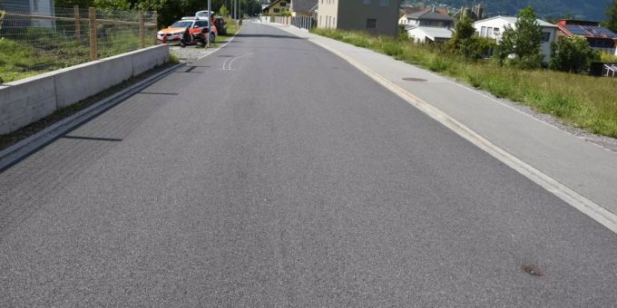 Eine 46-jährige Rollerfahrerin ist auf der Sarganserstrasse leicht verletzt worden.