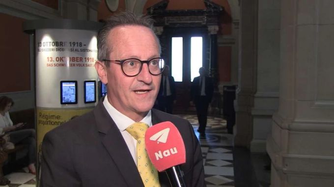 FDP-Ständerat Martin Schmid. FDP-Ständerat Martin Schmid fordert die Legalisierung von E-Bikes schon ab dem 12. Altersjahr.