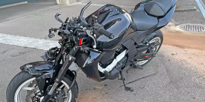 Kreuzlingen TG - Mit entwendetem Motorrad Unfall verursacht