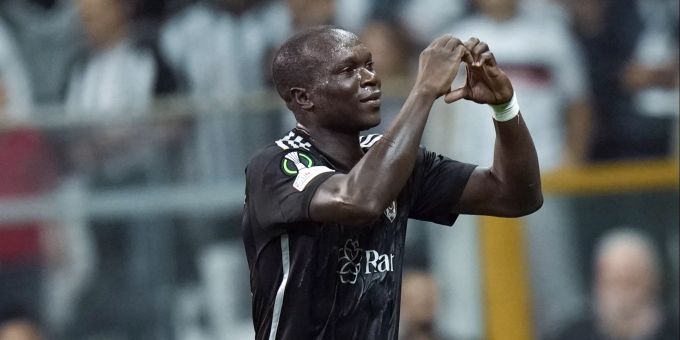 Vincent Aboubakar bejubelt seinen Treffer für Besiktas gegen den FC Lugano. Vincent Aboubakar