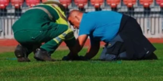 Vor Kantonsderby - Acker endlich ersetzt – neuer Rasen für Letzigrund!