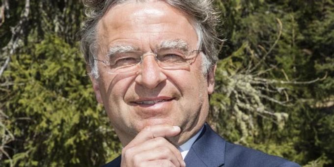 Ernst «Aschi» Wyrsch gibt der jüngeren Generation und ihren Eltern die Schuld am Fachkräftemangel in der Touri-Branche. Ernst Wyrsch