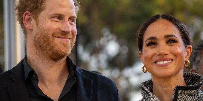 Harry und Herzogin Meghan hatten Mitgliedern der Königsfamilie vorgeworfen, über die Hautfarbe ihrer damals noch ungeborenen Kinder spekuliert zu haben. Prinz Harry Meghan Markle