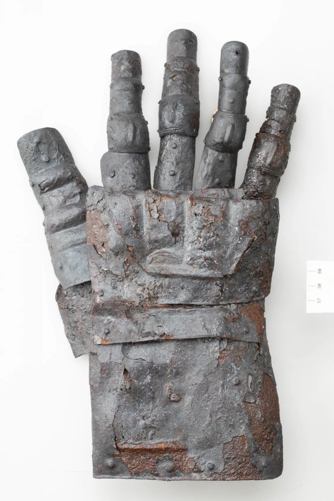 Der Panzerhandschuh von Kyburg. Panzerhandschuh