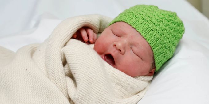 Das ist Thea - das Zürcher Neujahrsbaby 2024.