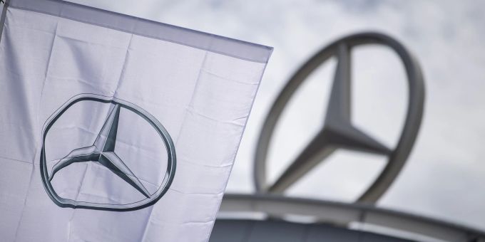 Stuttgart - Mercedes gegen alleinige vollelektrische Generation ab 2028
