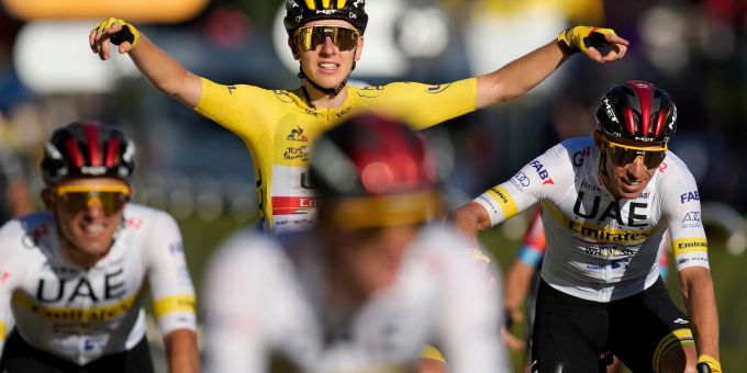 Will zum dritten Mal in Folge das Gelbe Trikot bis mit nach Paris nehmen: Tadej Pogacar. Will zum dritten Mal in Folge das Gelbe Trikot bis mit nach Paris nehmen: Tadej Pogacar.