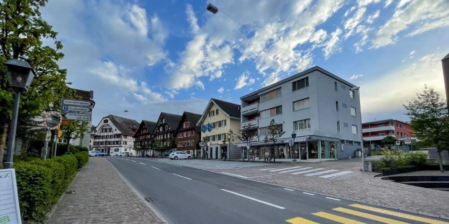 Dorfzentrum Rothenburg.