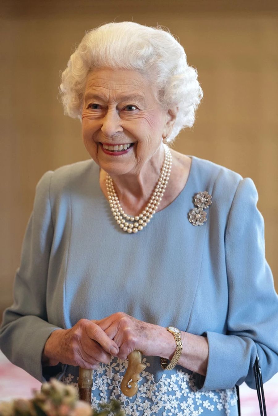 Queen Elizabeth lässt sich nicht so einfach runterkriegen.