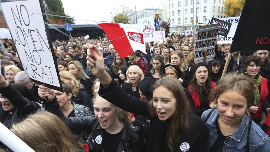 In Polen gibt es eines der strengsten Abtreibungsgesetze. Nur in äusserst wenigen Fällen darf eine Frau ihre Schwangerschaft beenden.