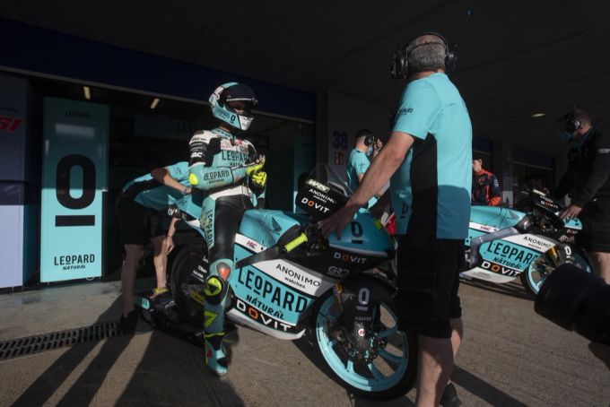 Das Leopard-Team hat Interesse an einem Aufstieg in die MotoGP. Leopard Moto3 MotoGP