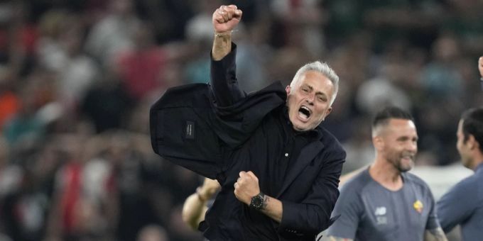 «Direkt zum Strand» - Erlöser Mourinho beschert Rom XXL-Partynacht