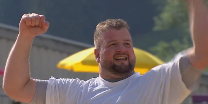 Florian Gnägi feiert am Schwarzsee-Schwinget eine Premiere. Florian Gnägi