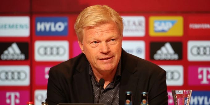 Vorstandsboss Oliver Kahn ist nicht glücklich mit den Aussagen seines Trainers. Bayern München