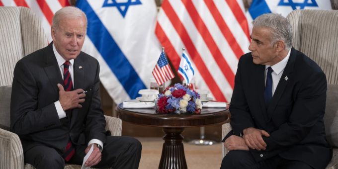 US-Präsident Joe Biden und der israelische Premierminister Jair Lapid bei einem Treffen. (Archivbild) Joe Biden Jair Lapid