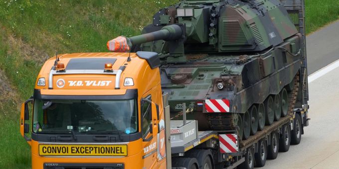 «Das Niveau und die Quantität westlicher Waffenlieferungen» müssen erhöht werden, fordern mehrere deutsche Wissenschaftler und Militärexperten. «Das Niveau und die Quantität westlicher Waffenlieferungen» müssen erhöht werden, fordern mehrere deutsche Wissenschaftler und Militärexperten.