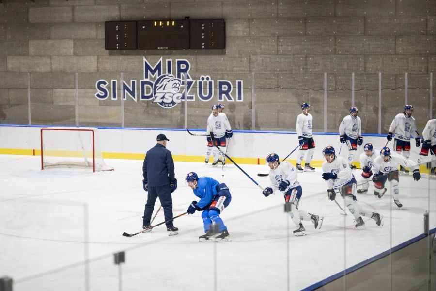 Dort machen sich die ZSC Lions für den National-League-Start fit.