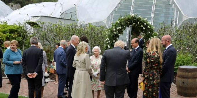 Königin Elizabeth II. mit Teilnehmern des G7-Gipfels Queen