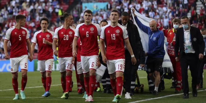 Eriksen-Schock - Dänemark verschiebt Training und sagt Medientermine ab