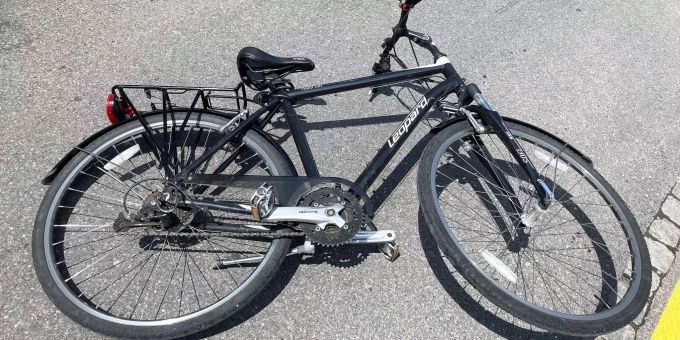 An den Fahrzeugen entstand Sachschaden. Unfall
