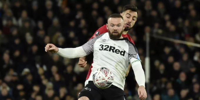 Wayne Rooney übt starke Kritik an der Politik und den Verantwortlichen der englischen Fussball-Ligen in Bezug auf deren Umgang rund um das Coronavirus. Wayne Rooney Coronavirus