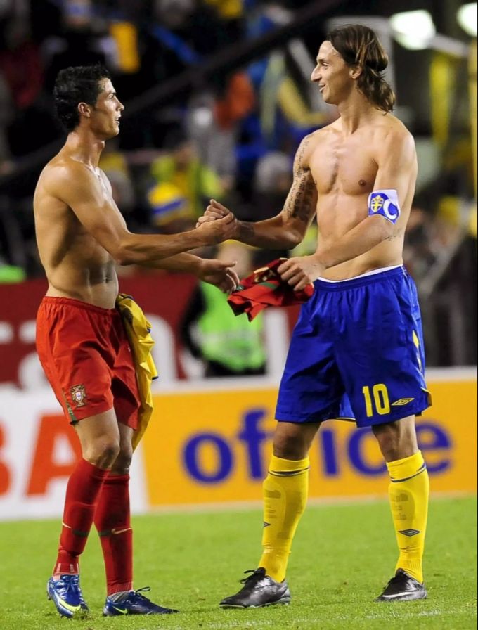 Ronaldo Zlatan Captain