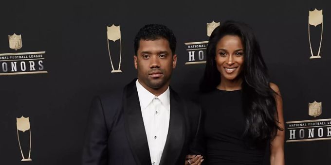 US-Sängerin Ciara (34) und ihr Ehemann, der Footballspieler Russell Wilson (31), erwarten ein Kind. «Nummer 3» schrieben beide auf Instagram. (Archivbild) ciara