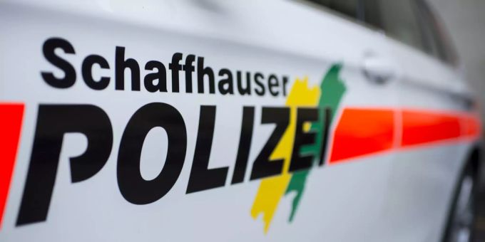 Es entstand Sachschaden in der Höhe von mehreren tausend Franken. Kollision