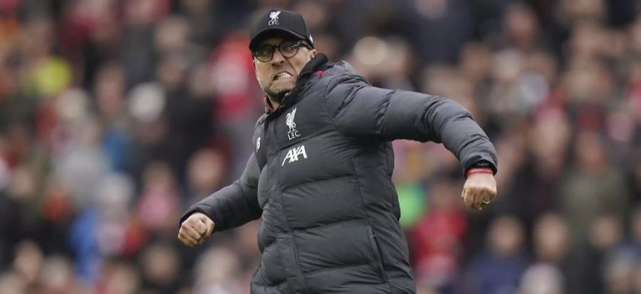 Trainer Jürgen Klopp liegt mit seiner Mannschaft 25 Punkte vor Manchester City. Wegen dem Coronavirus muss die erste Liverpooler Meister-Party seit 30 Jahren allerdings noch warten.