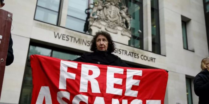 London - Anhörungen im Auslieferungsverfahren um Wikileaks-Gründer Assange beginnen