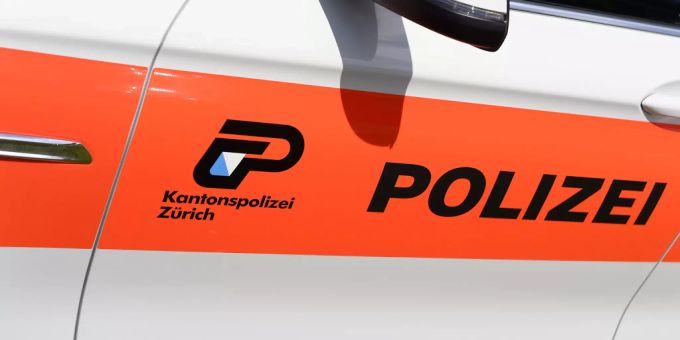 Seit Donnerstag wurde in Dielsdorf ZH eine Frau vermisst. (Symbolbild) Dielsdorf Kantonspolizei Zürich