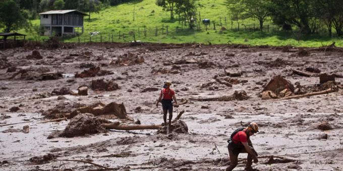 Nach Dammbruch - Tod und Verwüstung prägen die Stadt Brumadinho (BRA)