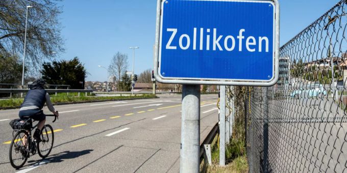 Ortstafel von Zollikofen. - Zollikofen Ortstafel von Zollikofen. - Zollikofen