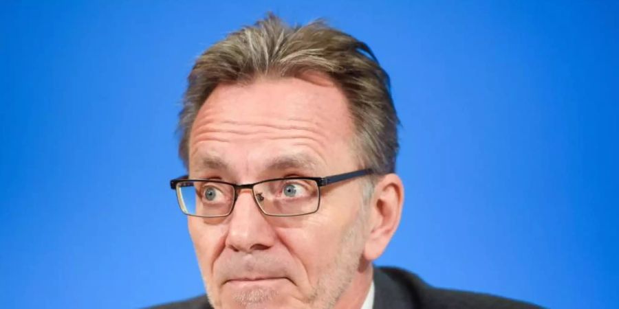 BKA-Präsident Holger Münch: «Die starke Zuwanderung der vergangenen Jahre hat uns vor allem mit Blick auf die Identifikation der Menschen, die zu uns kommen, vor einige Herausforderungen gestellt.». Foto: Gregor Fischer/dpa