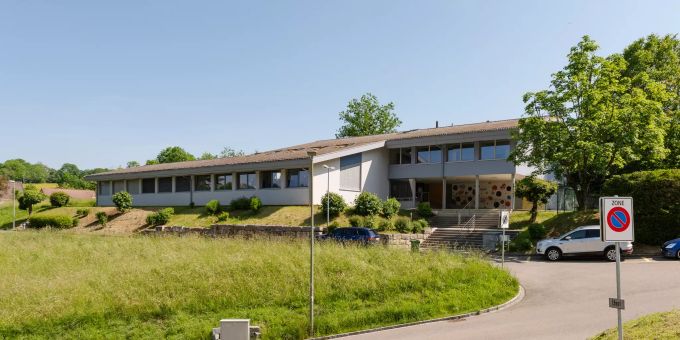 Die Primarschule am Schulweg in Buckten. Die Primarschule am Schulweg in Buckten.