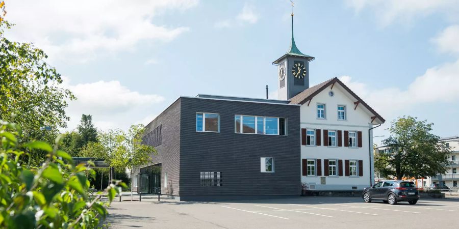 Kirche der Gemeinde Hirschthal.