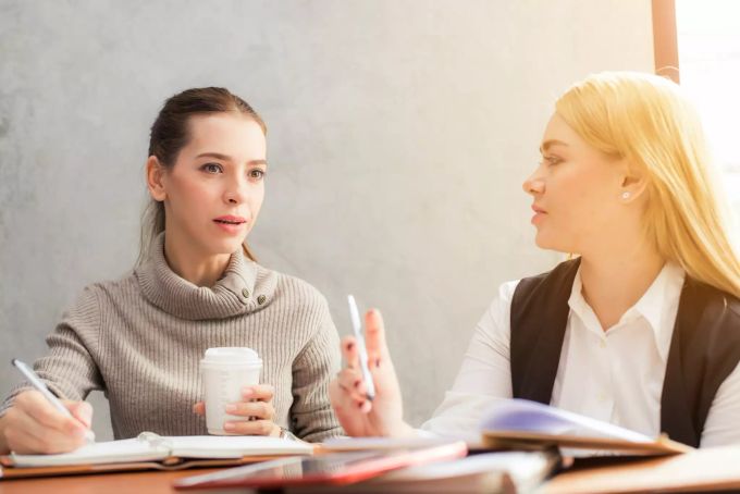 Ihrem Headhunter müssen Sie vertrauen können. Nur so können Sie langfristig erfolgreich zusammenarbeiten. Headhunter Transparenz