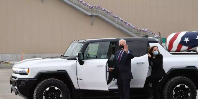 Detroit - General Motors eröffnet seine erste Fabrik für Elektro-Pickups