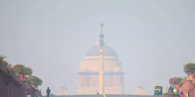 Neu Delhi eingehüllt in Smog Neu Delhi eingehüllt in Smog