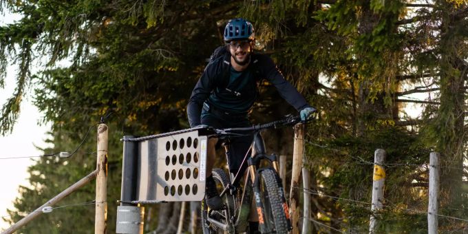 Ein Mountainbiker. Ein Mountainbiker.