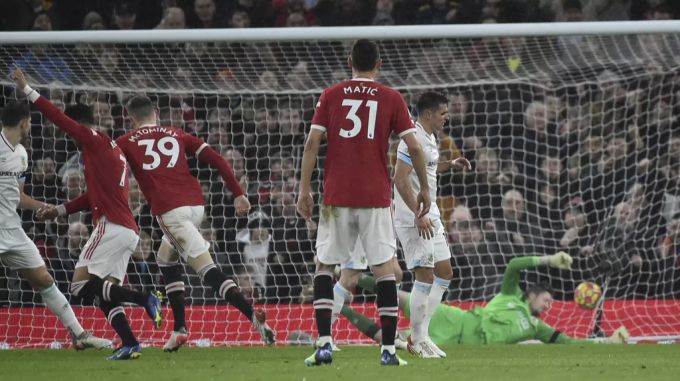 Scott McTominay trifft für Manchester United zum 1:0. Manchester United