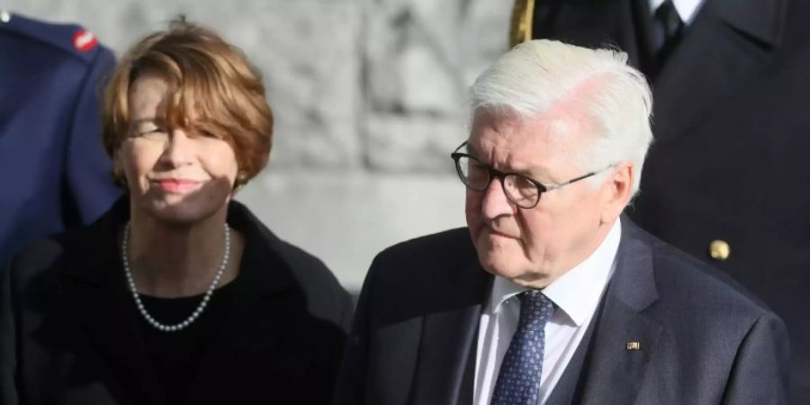 Steinmeier und Ehefrau Elke Büdenbender