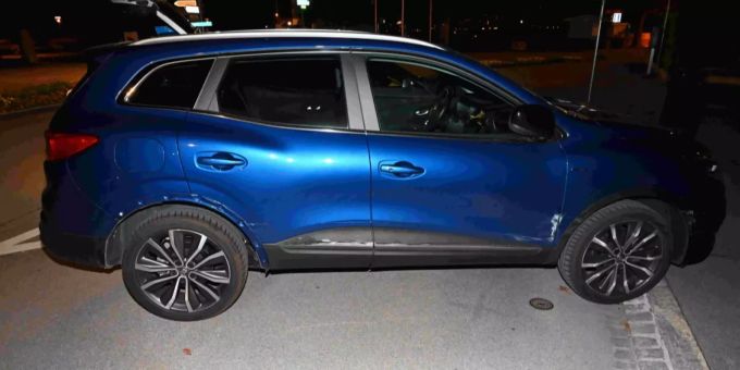 Ein 63-Jähriger mit seinem Auto die rechte Leitplanke touchiert und ist danach nach Hause gefahren.